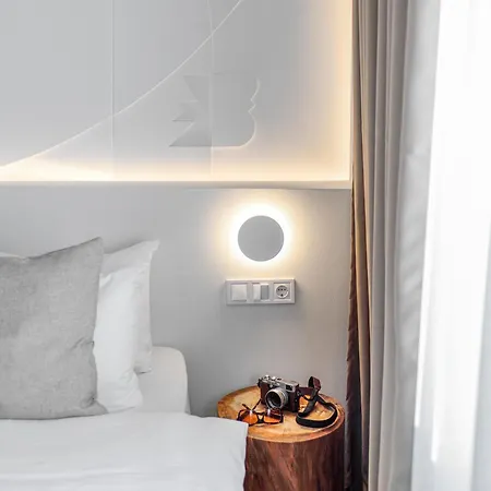 Heritage & Tales: Sihna